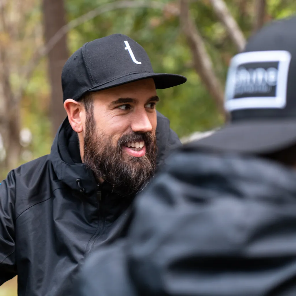 SNAPBACK-VIT_Snapback keps - Vit logo_ute